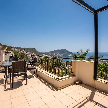 Delightful Flat Close To Public Beach With Shared Pool And Terrace With A Stunning View In Kalkan